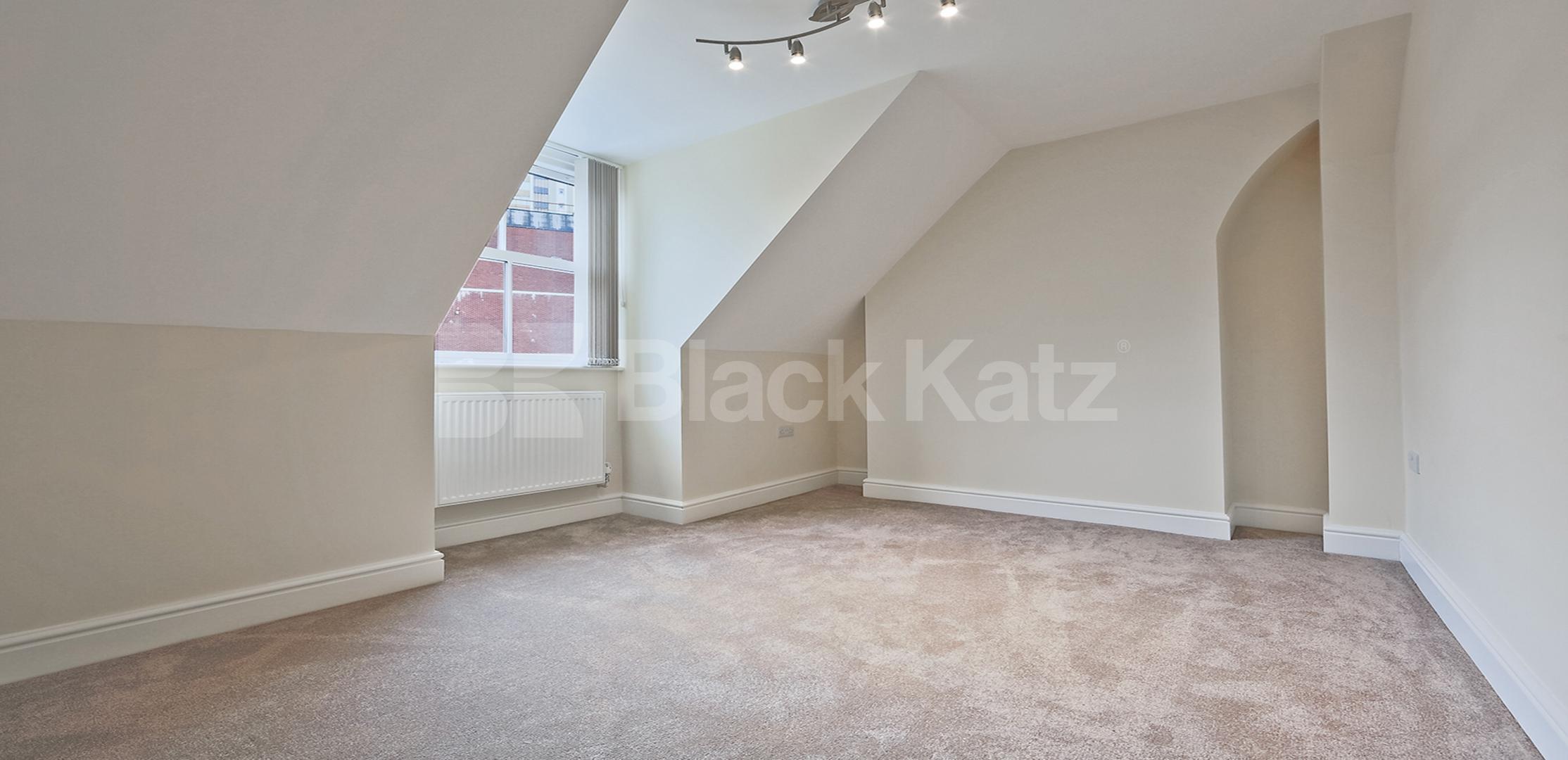 			UNDER OFFER , 2 Bedroom, 1 bath, 1 reception Apartment			 Metro Apartments Lewisham High Street , Lewisham 